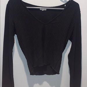 Long sleeve crop top